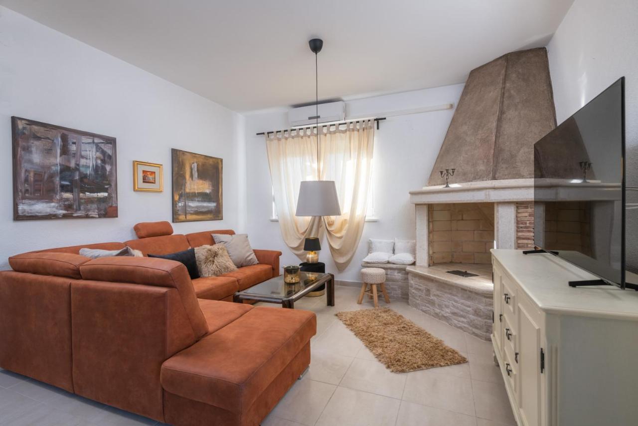 פולה Villa Daniel מראה חיצוני תמונה